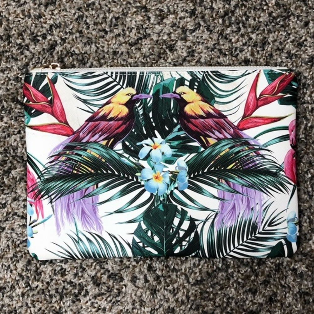 Makeup Bag, Tropical Birds         NWOT